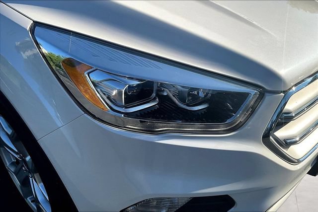 Used 2019 Ford Escape Titanium AWD/4WD image 32