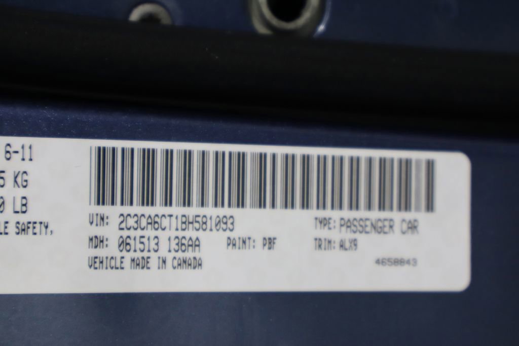 Used 2011 Chrysler 300 C RWD image 36