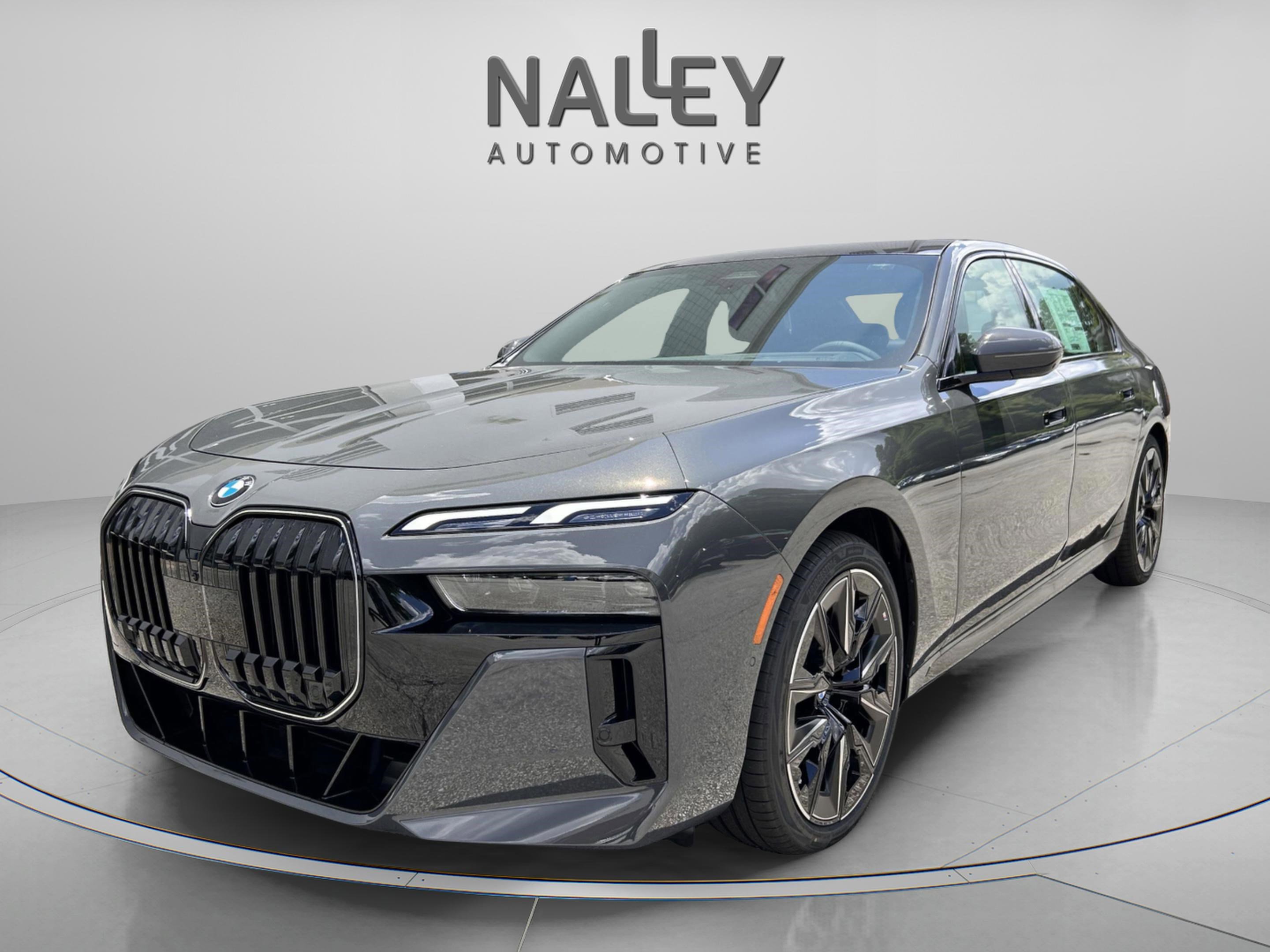 New 2025 BMW 740i w/ Premium Package