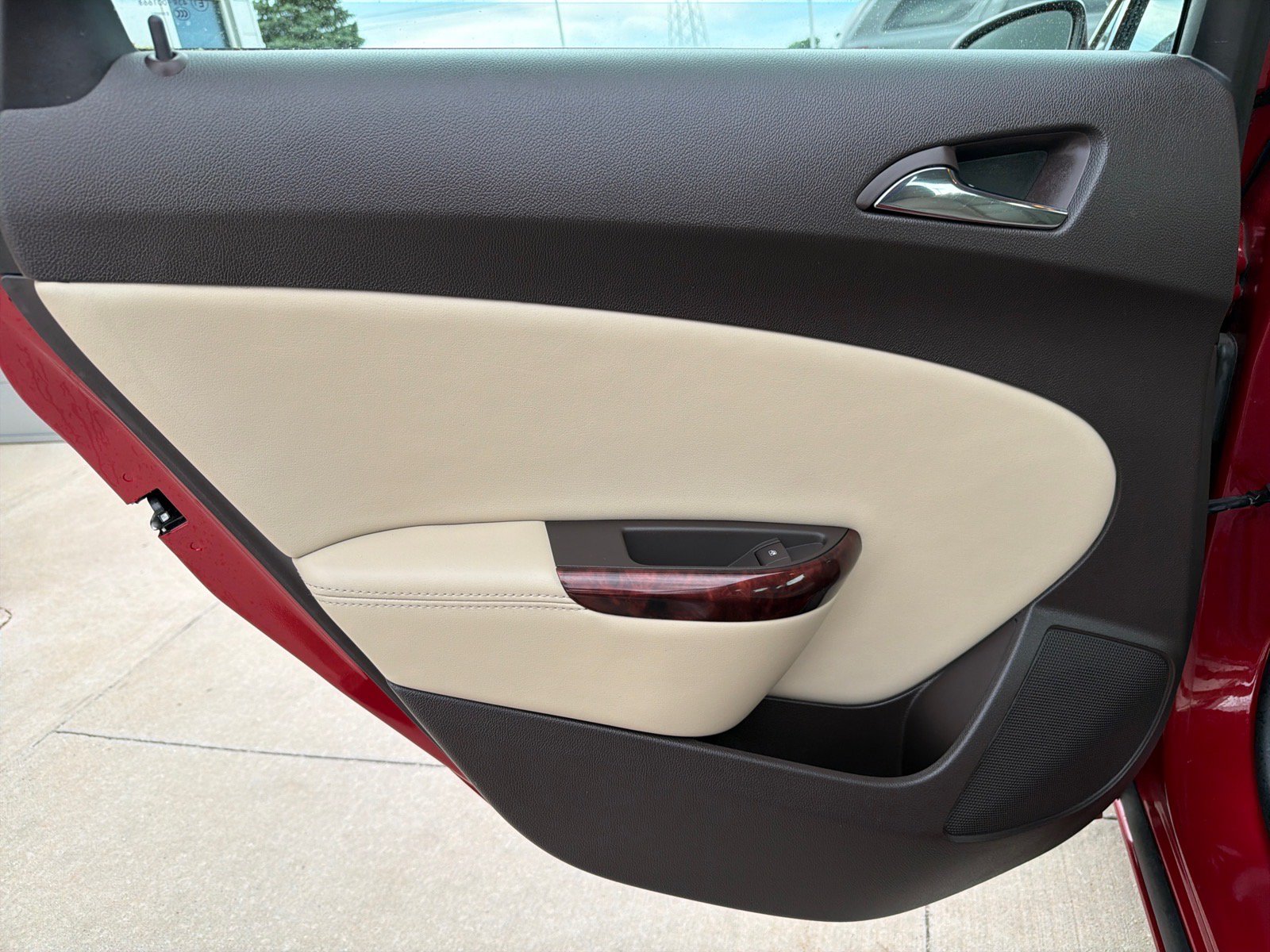 Used 2014 Buick Verano FWD image 17