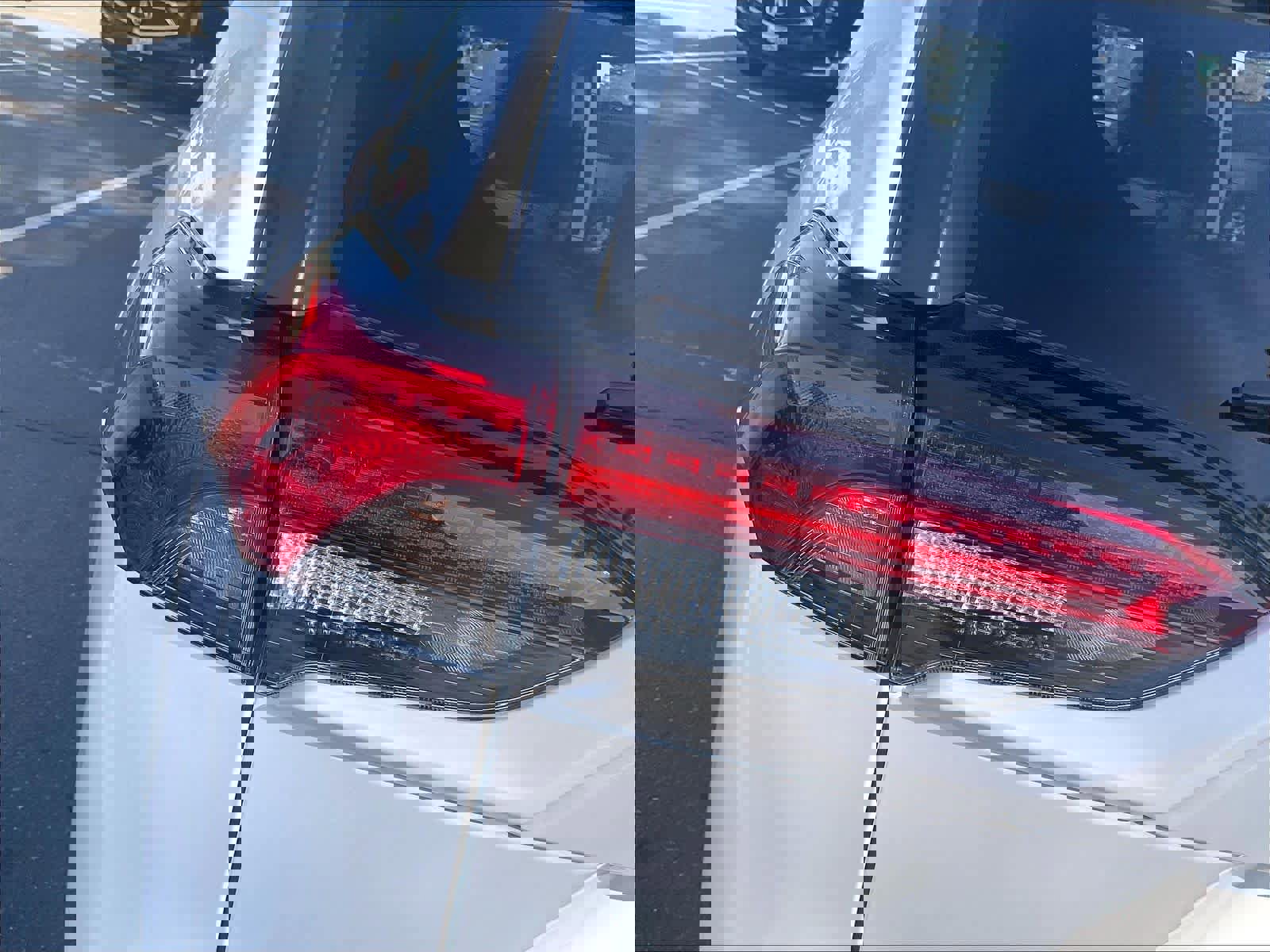 Used 2024 Toyota RAV4 LE image 29