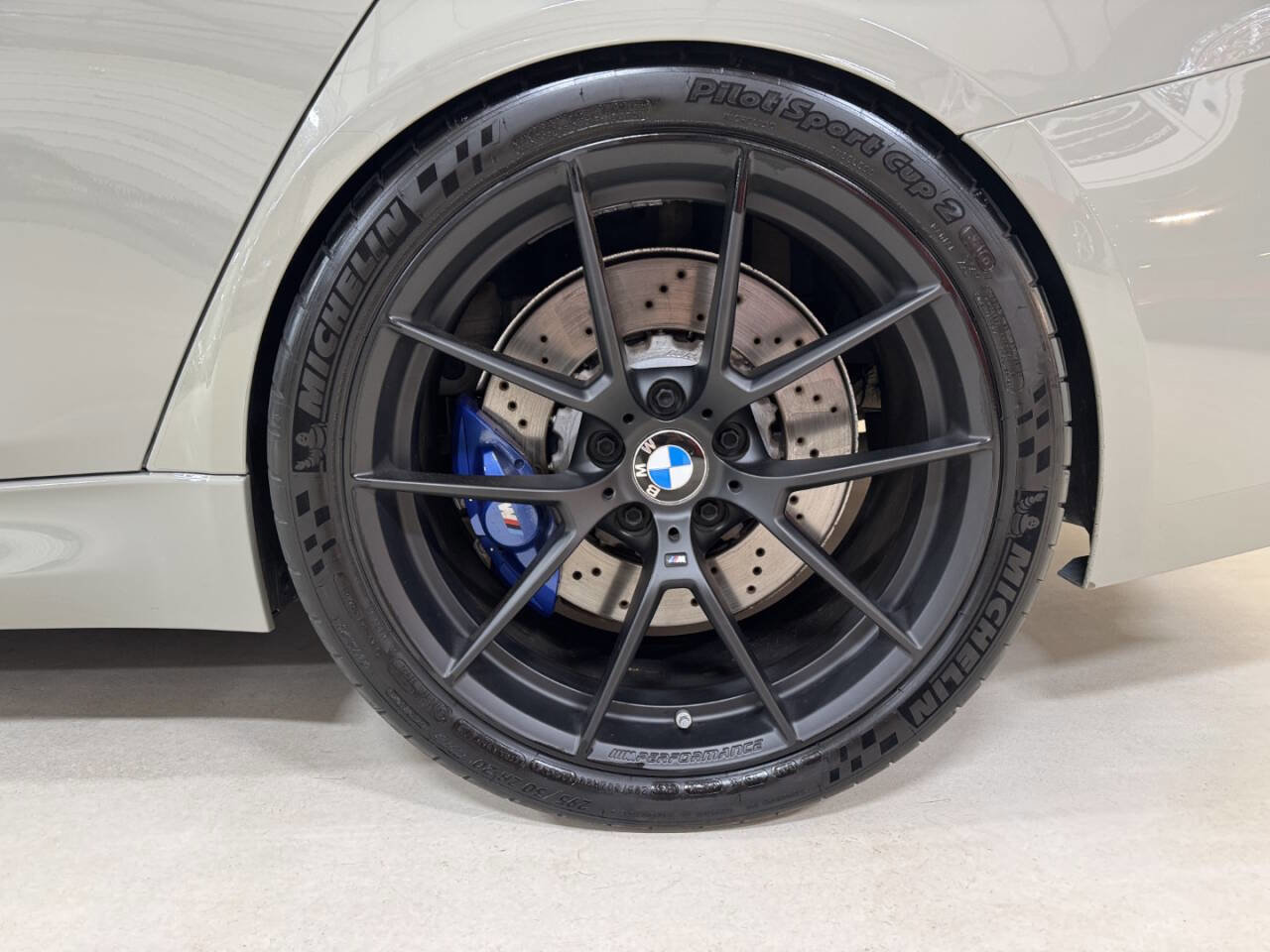 Used 2018 BMW M3 image 32