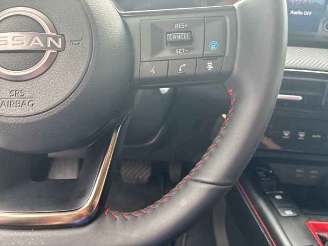 Used 2025 Nissan Kicks SR FWD image 22