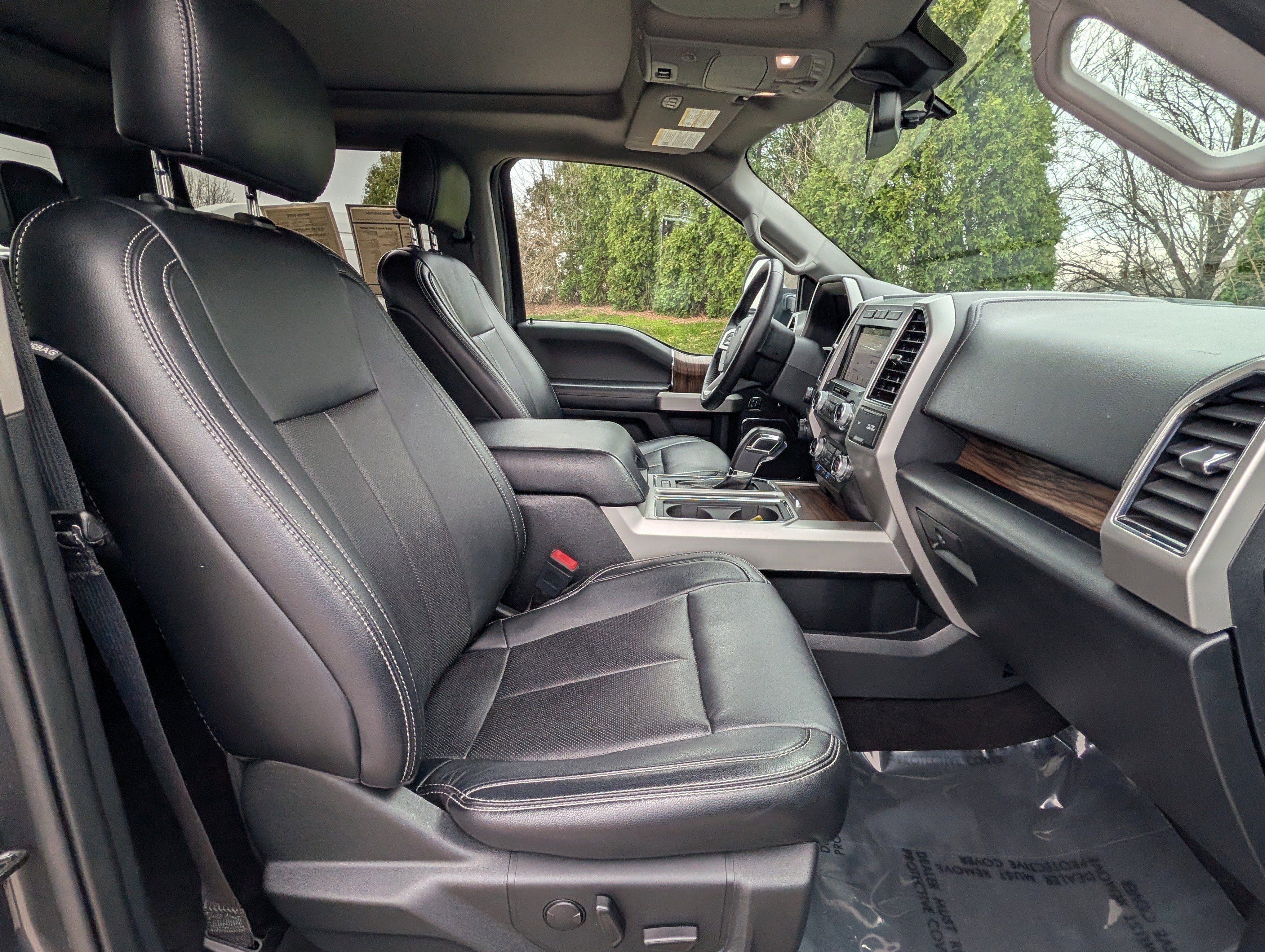 Used 2019 Ford F150 Lariat w/ Equipment Group 502A Luxury image 13