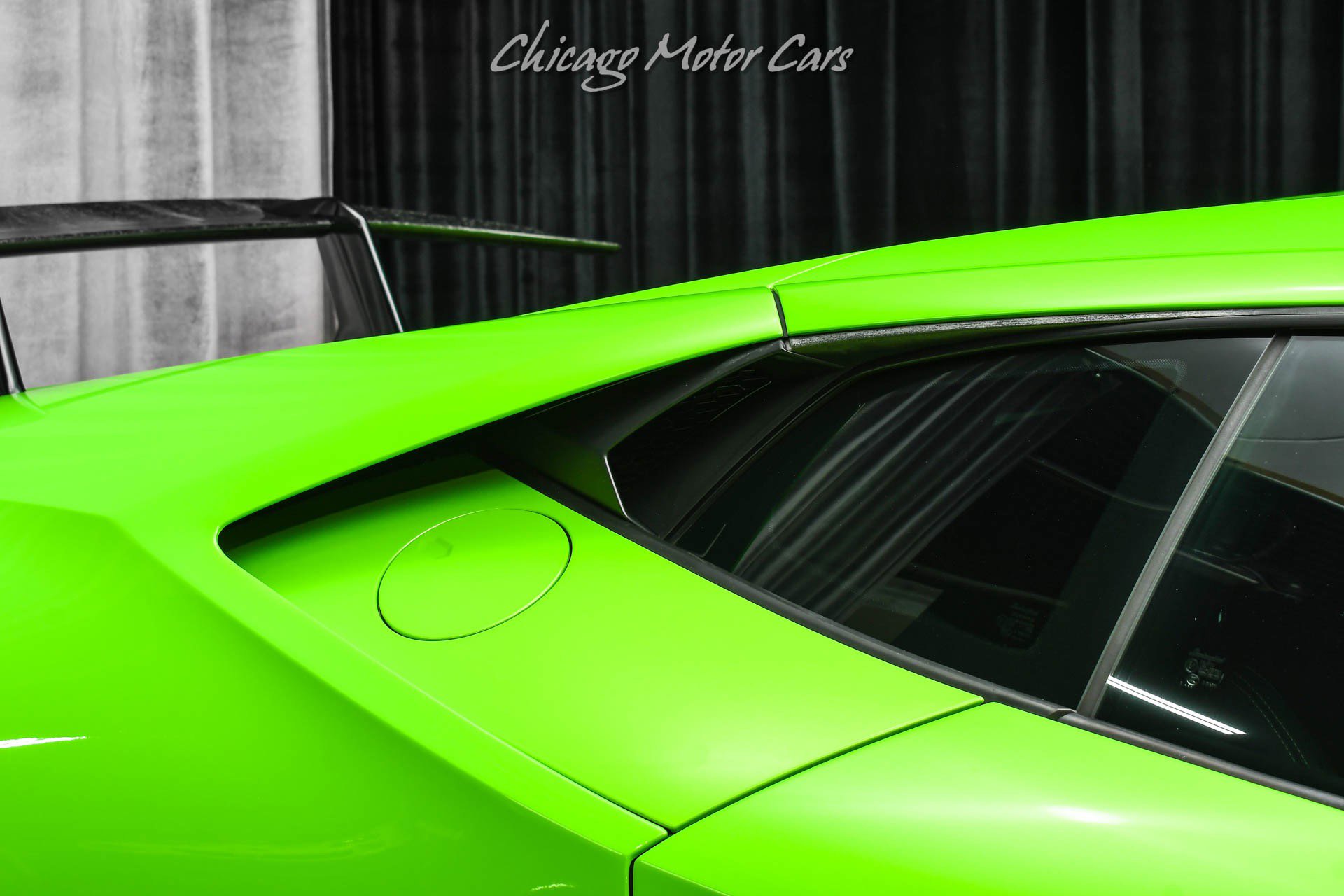 Used 2018 Lamborghini Huracan Performante image 40