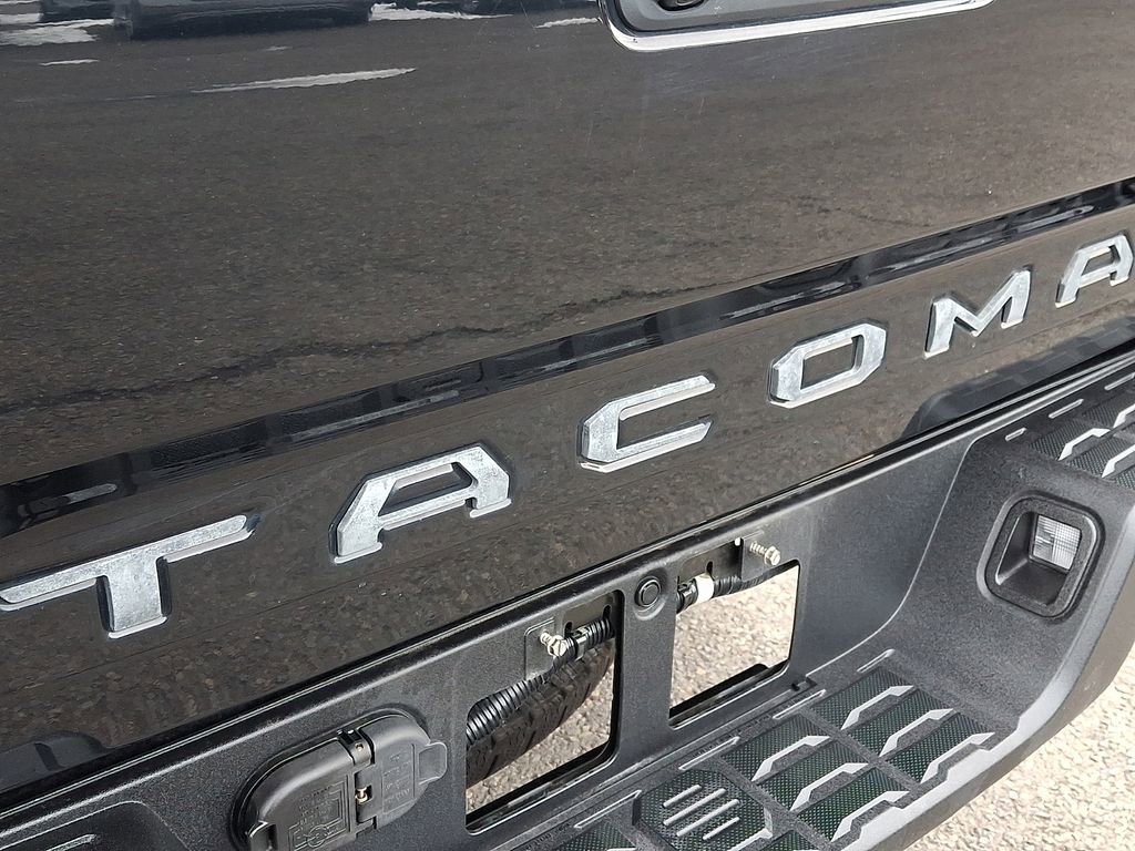 Used 2021 Toyota Tacoma TRD Sport image 30