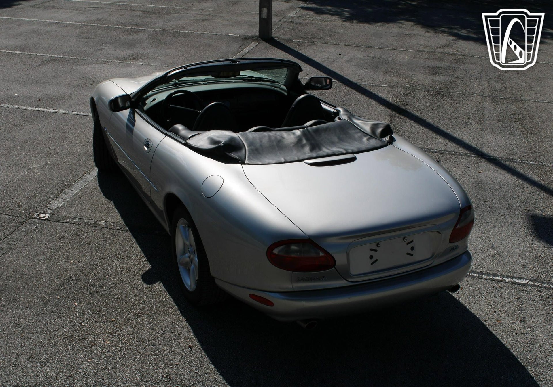 Used 1999 Jaguar XK8 Convertible image 8