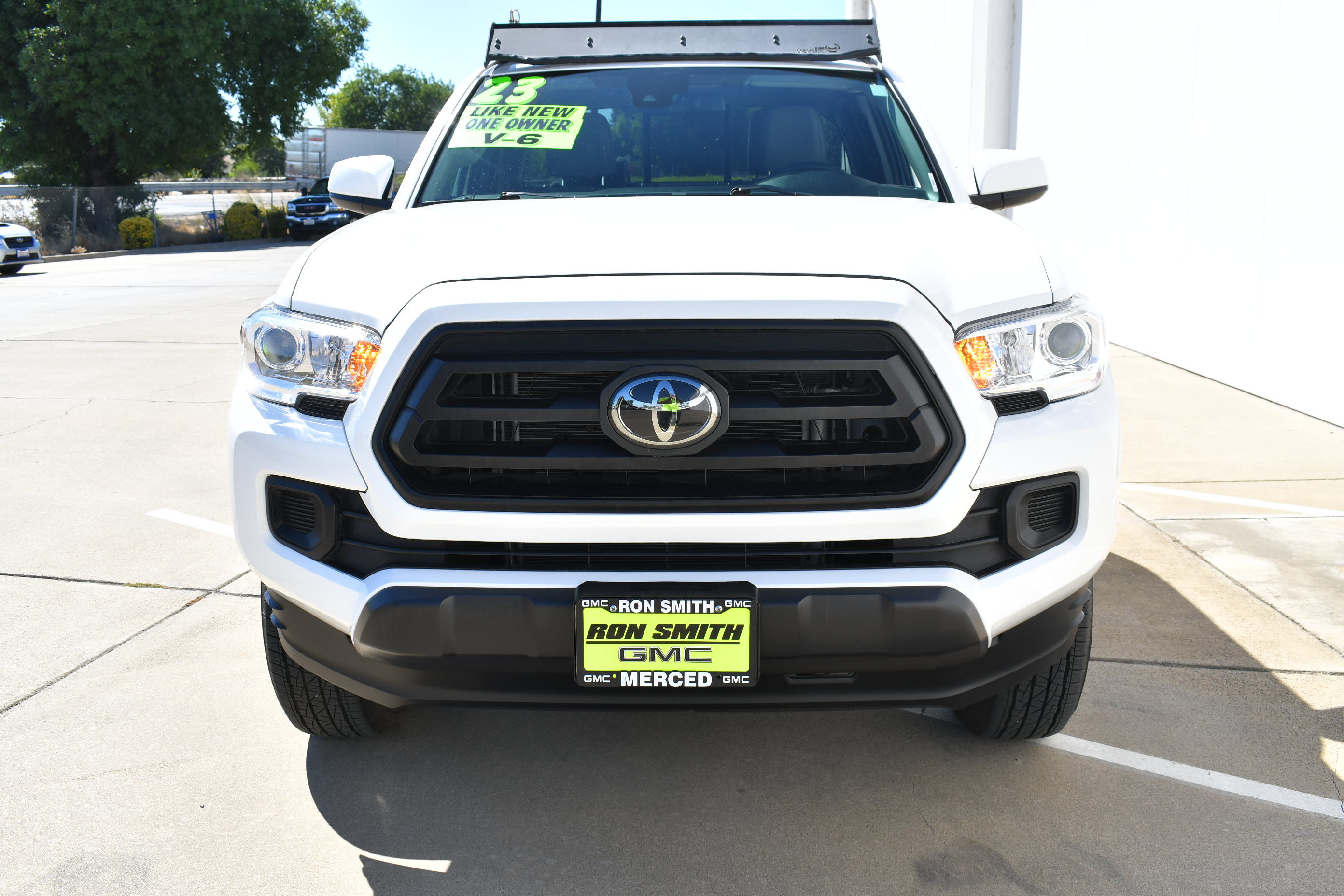 Used 2023 Toyota Tacoma SR RWD image 3