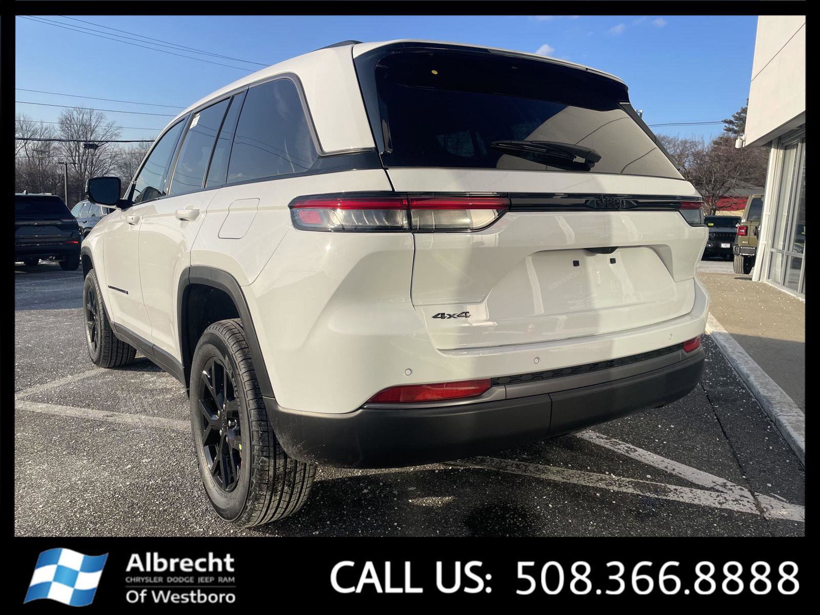 New 2026 Jeep Grand Cherokee Altitude image 3