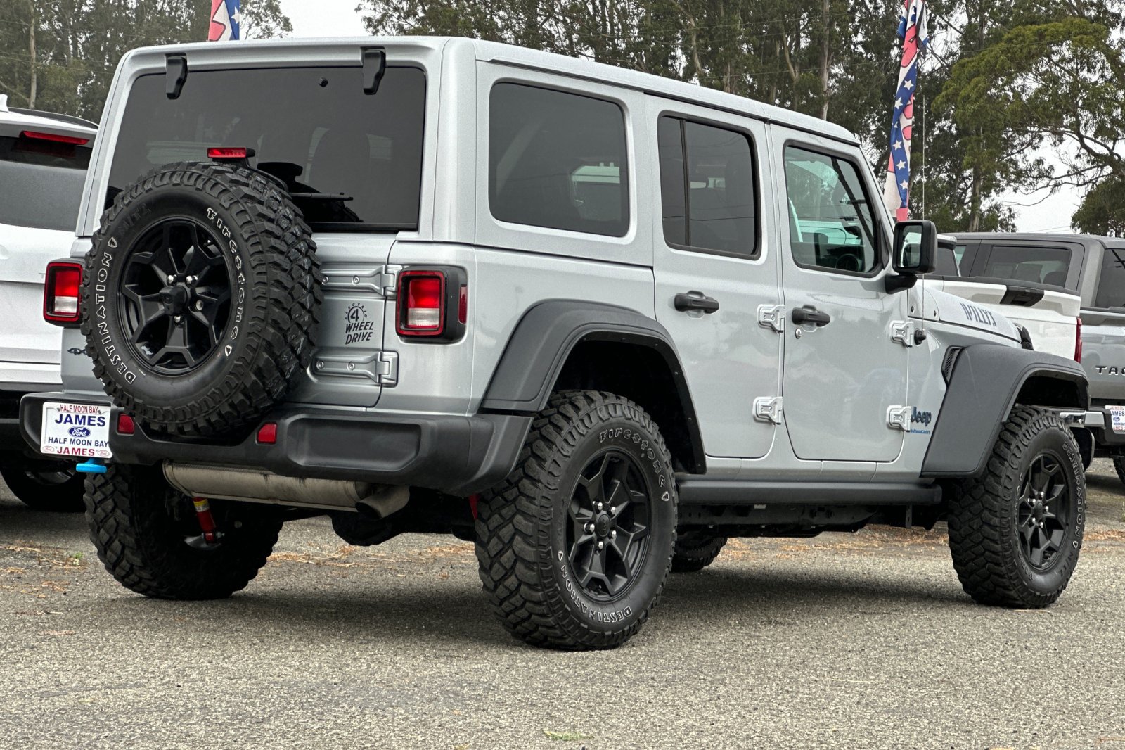 Used 2023 Jeep Wrangler Unlimited AWD/4WD image 5