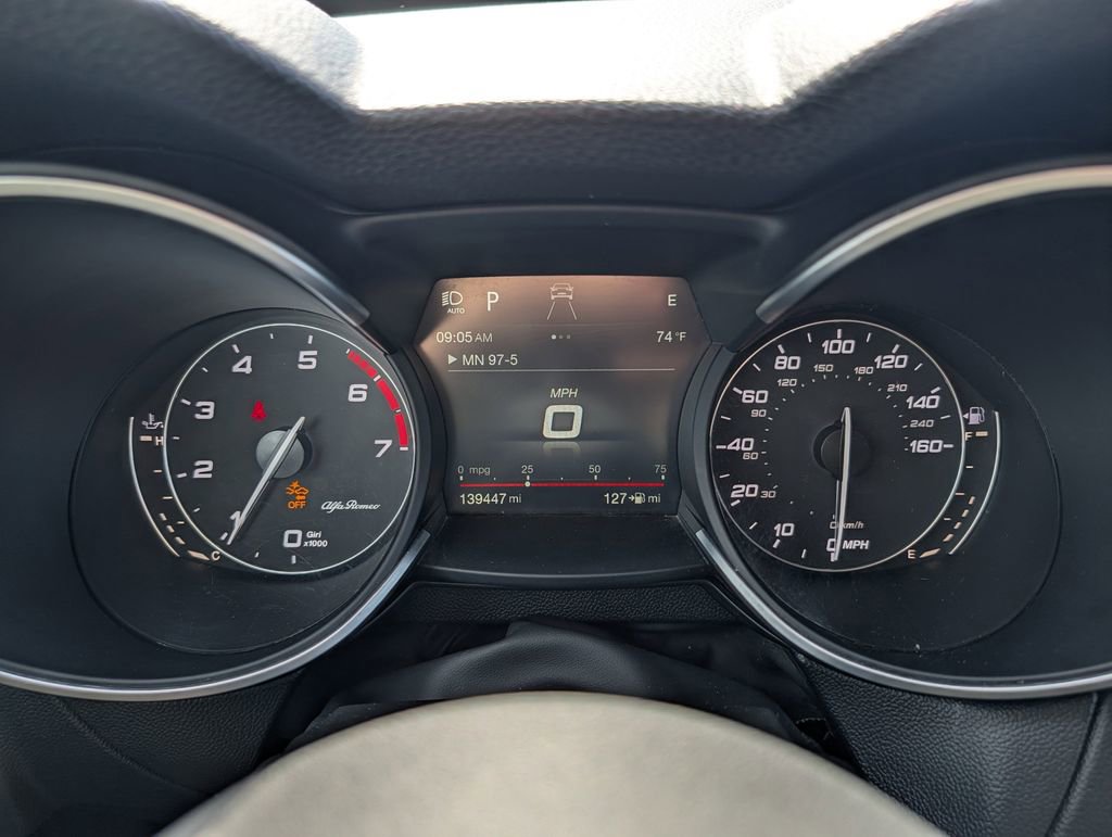Used 2018 Alfa Romeo Stelvio Ti AWD/4WD image 22