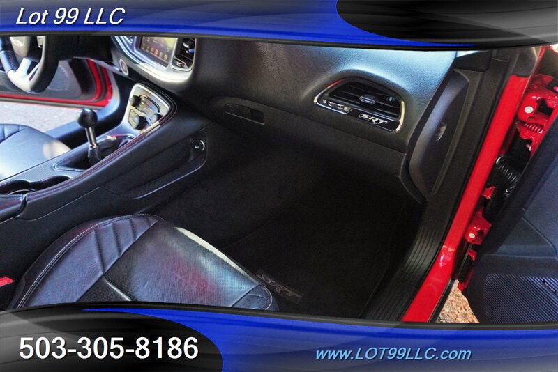 Used 2015 Dodge Challenger SRT Hellcat RWD image 33