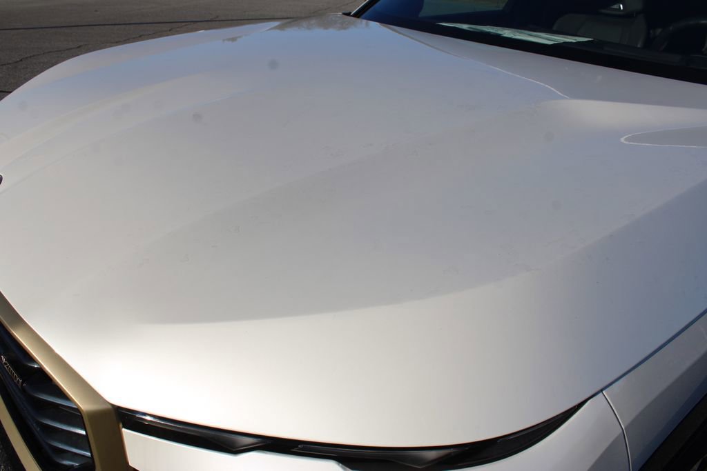 New 2023 BMW XM image 40