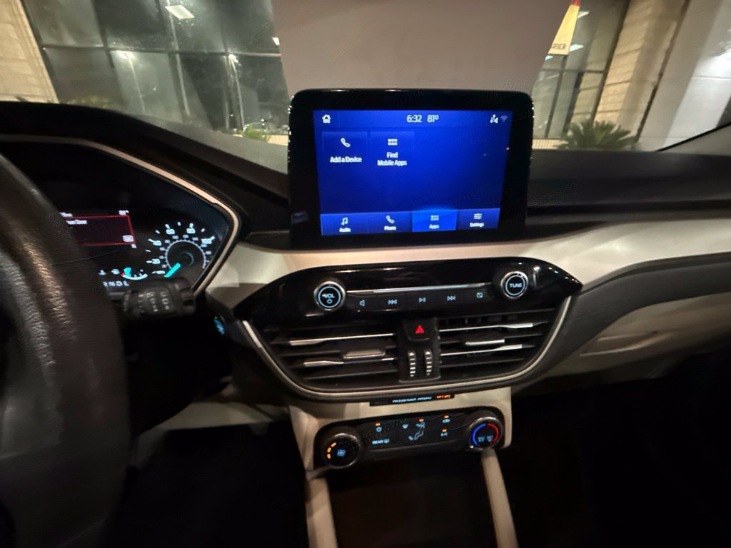 Used 2022 Ford Escape SE FWD image 19