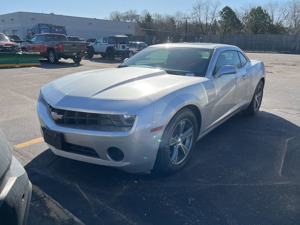 Used 2012 Chevrolet Camaro LS RWD image 6