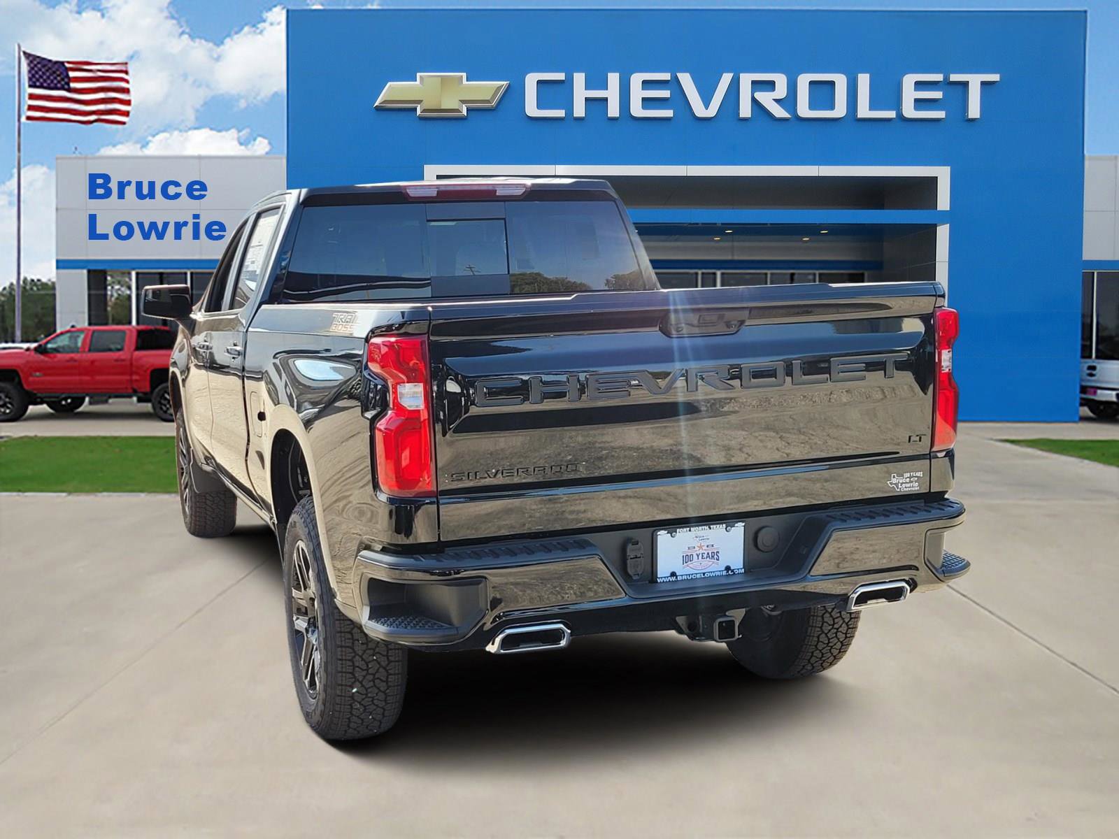New 2026 Chevrolet Silverado 1500 LT Trail Boss w/ Convenience Package II AWD/4WD image 3