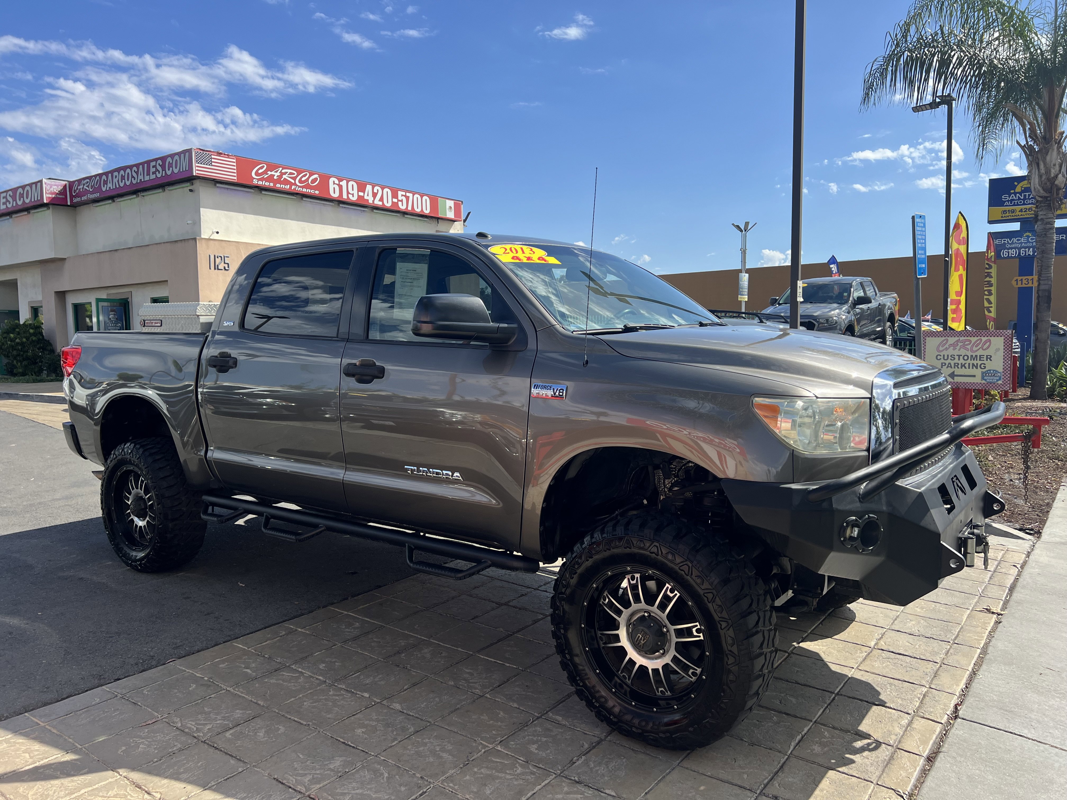 Used 2013 Toyota Tundra 4x4 CrewMax w/ SR5 Pkg image 16
