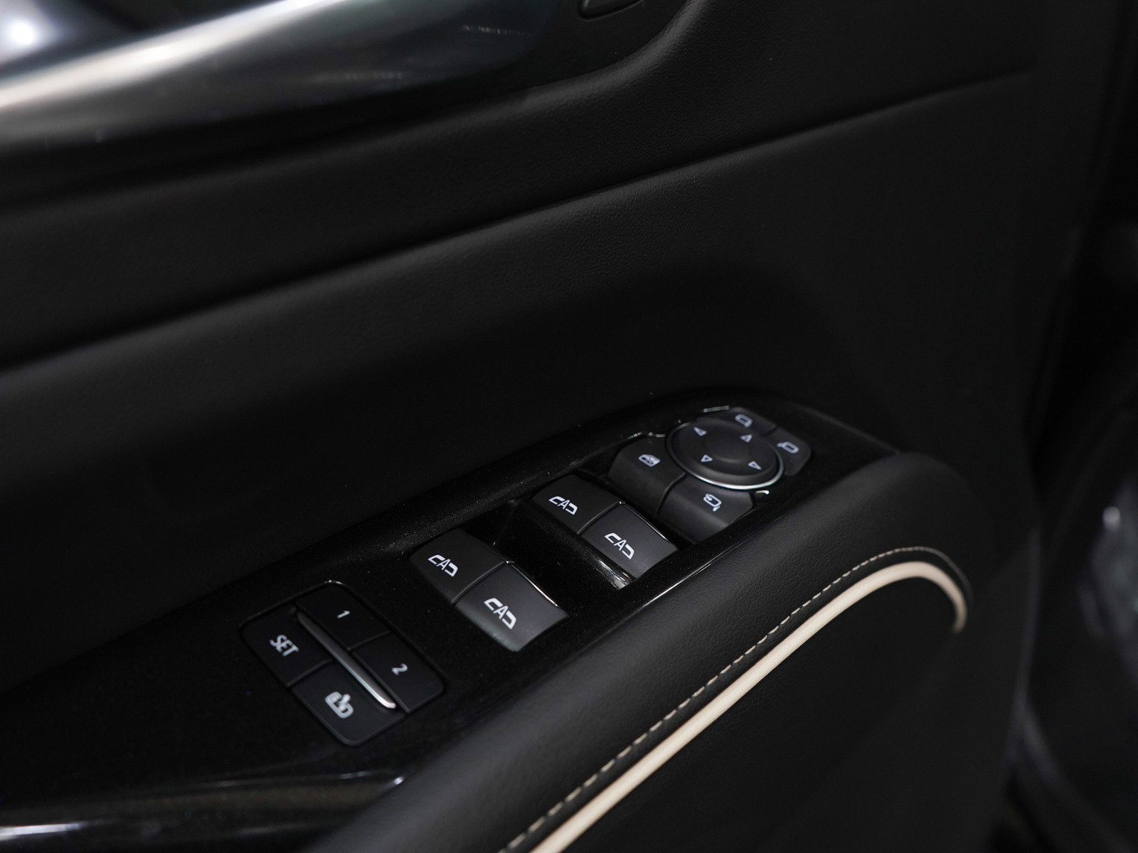 Used 2022 Cadillac Escalade Sport w/ LPO, ONYX Package image 23