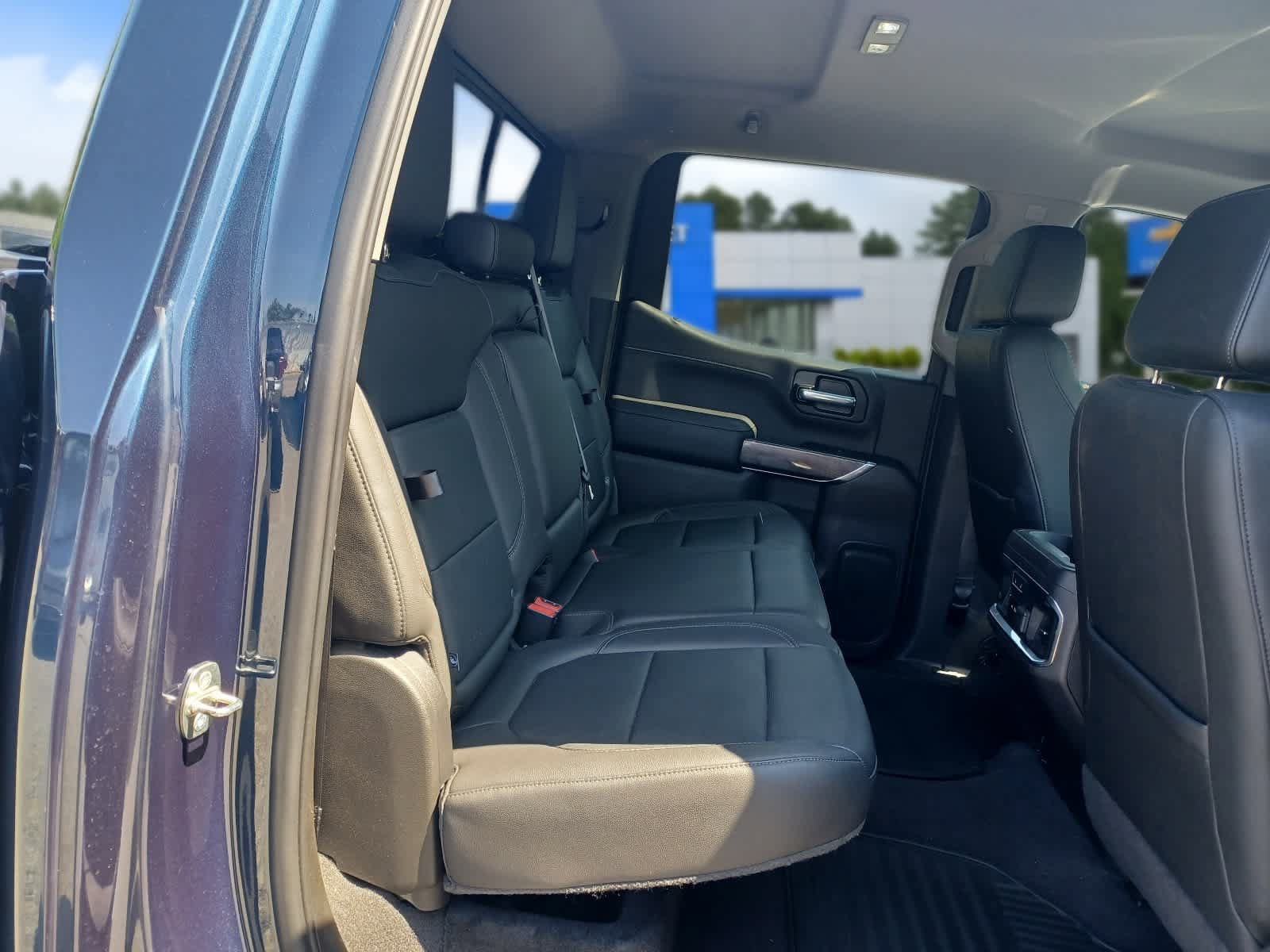 Certified 2019 Chevrolet Silverado 1500 LTZ w/ LTZ Plus Package AWD/4WD image 20