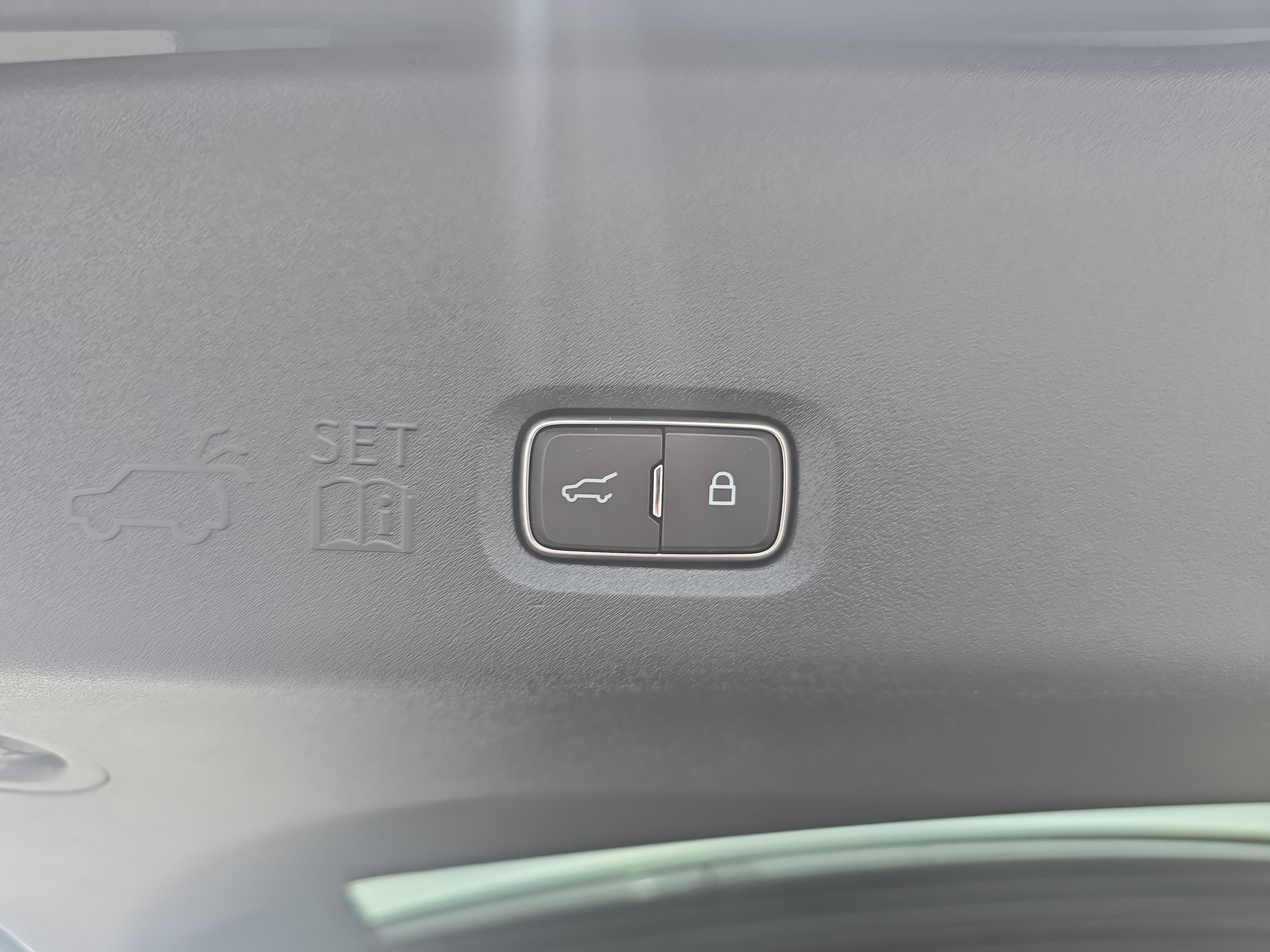 New 2026 Lincoln Navigator L Reserve AWD/4WD image 13