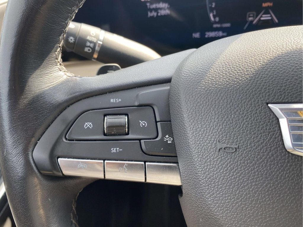 Used 2025 Cadillac XT4 Premium Luxury FWD image 18