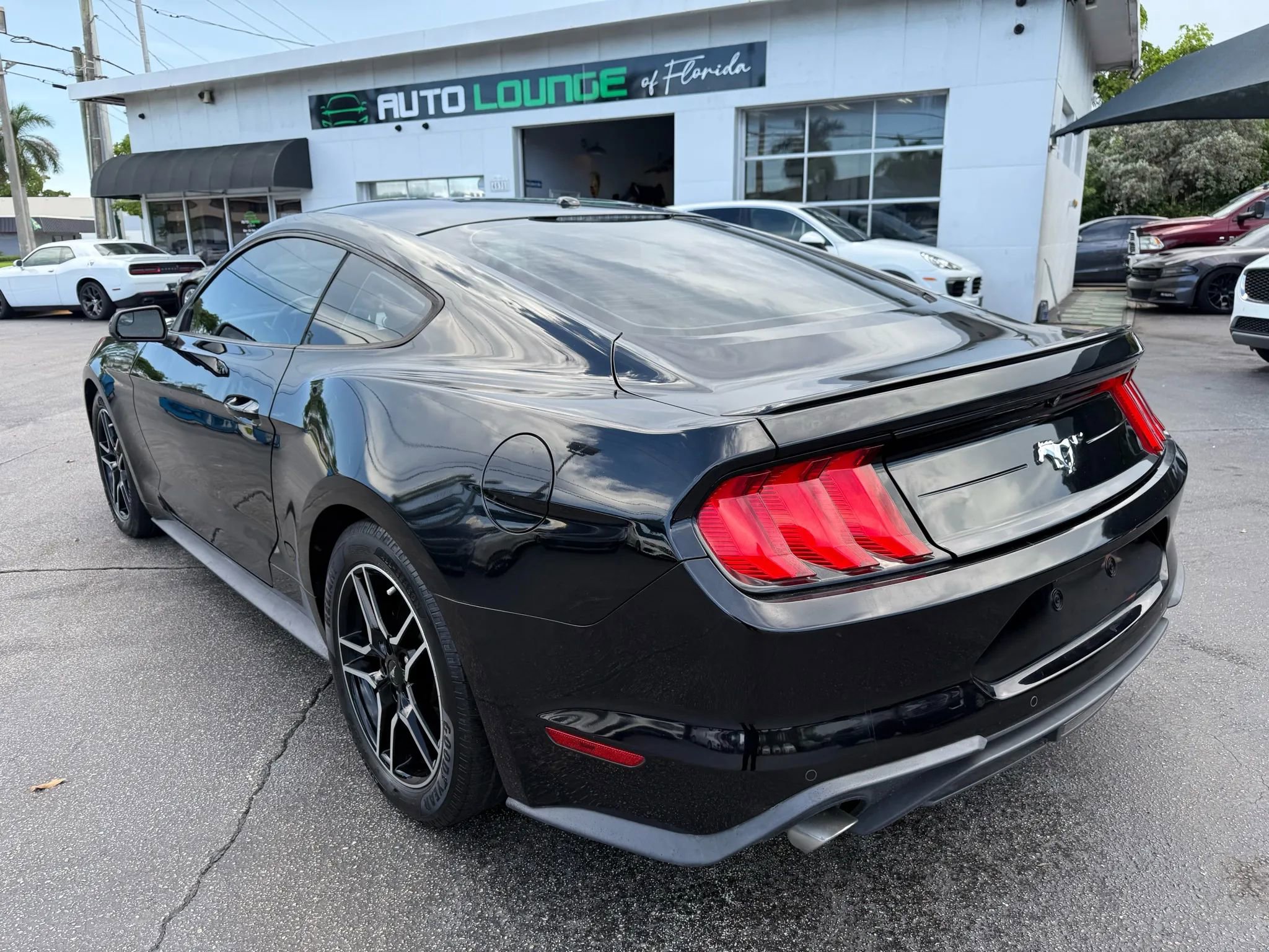 Used 2020 Ford Mustang Coupe w/ Equipment Group 101A image 4