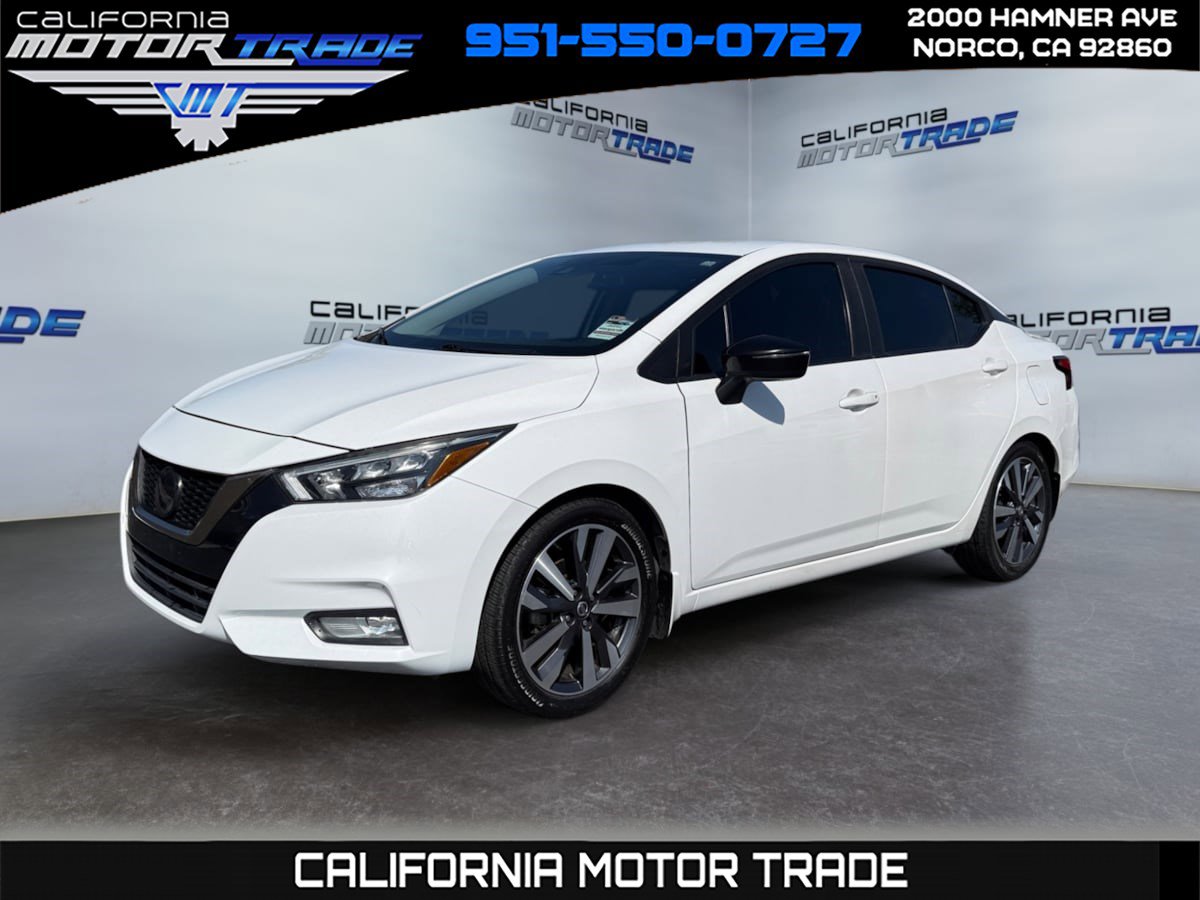 Used 2020 Nissan Versa SR image 1