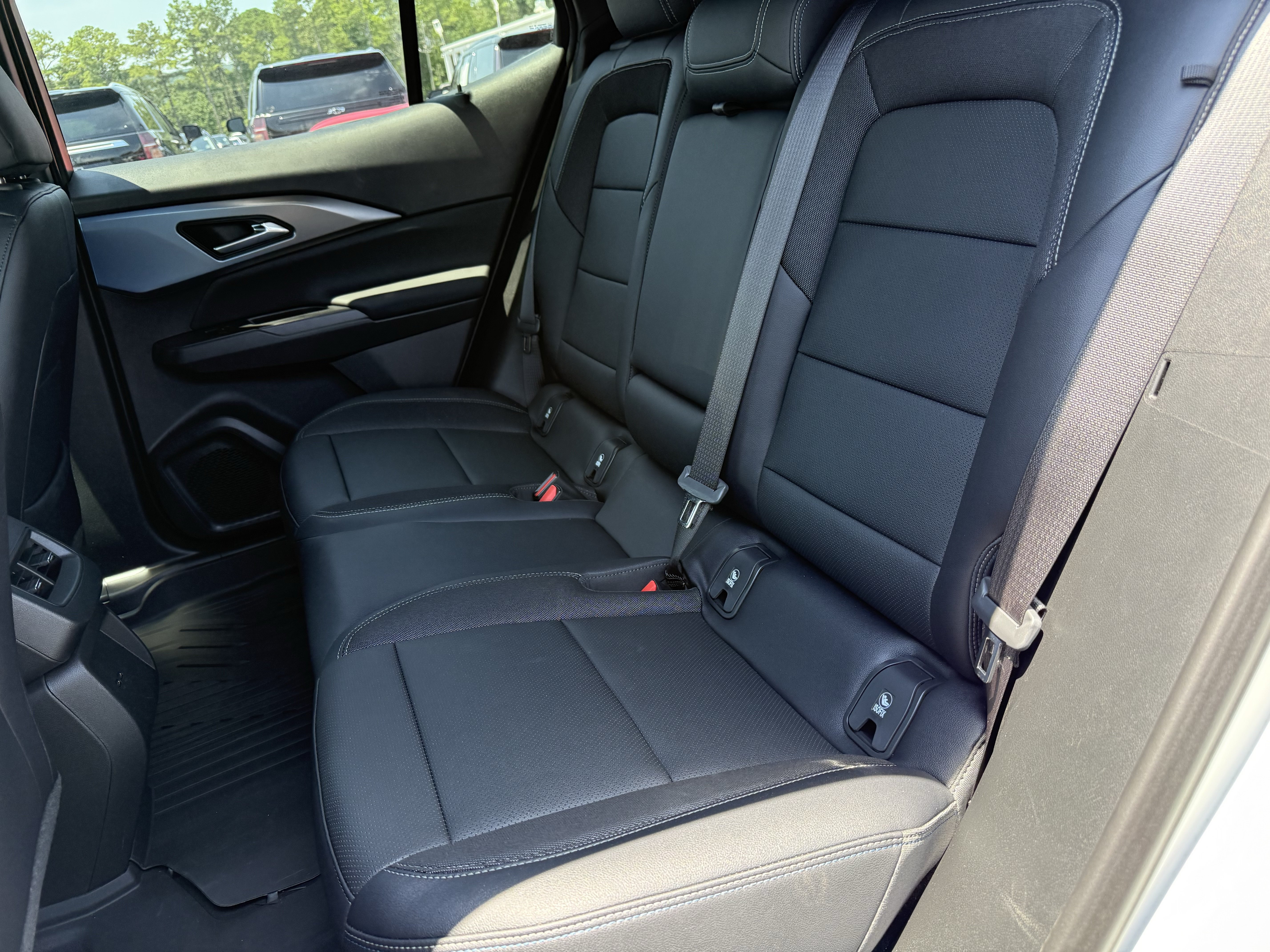 New 2026 Chevrolet Equinox EV LT FWD image 27