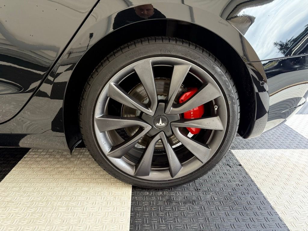 Used 2020 Tesla Model 3 Performance image 10