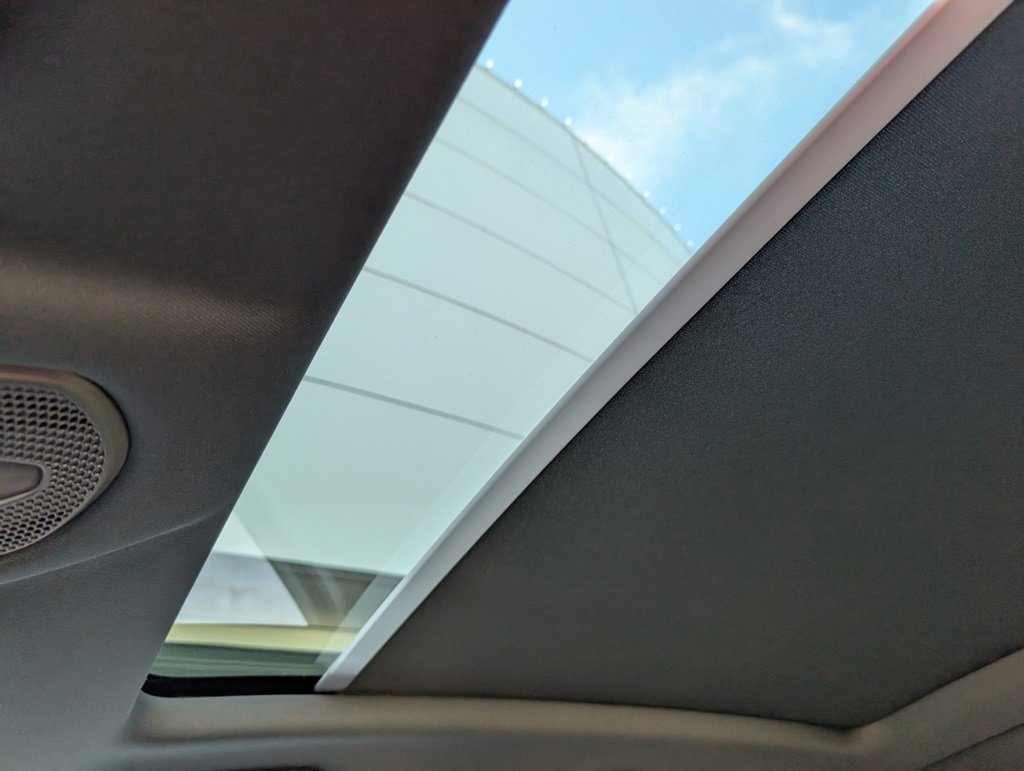 New 2026 Porsche Cayenne image 19