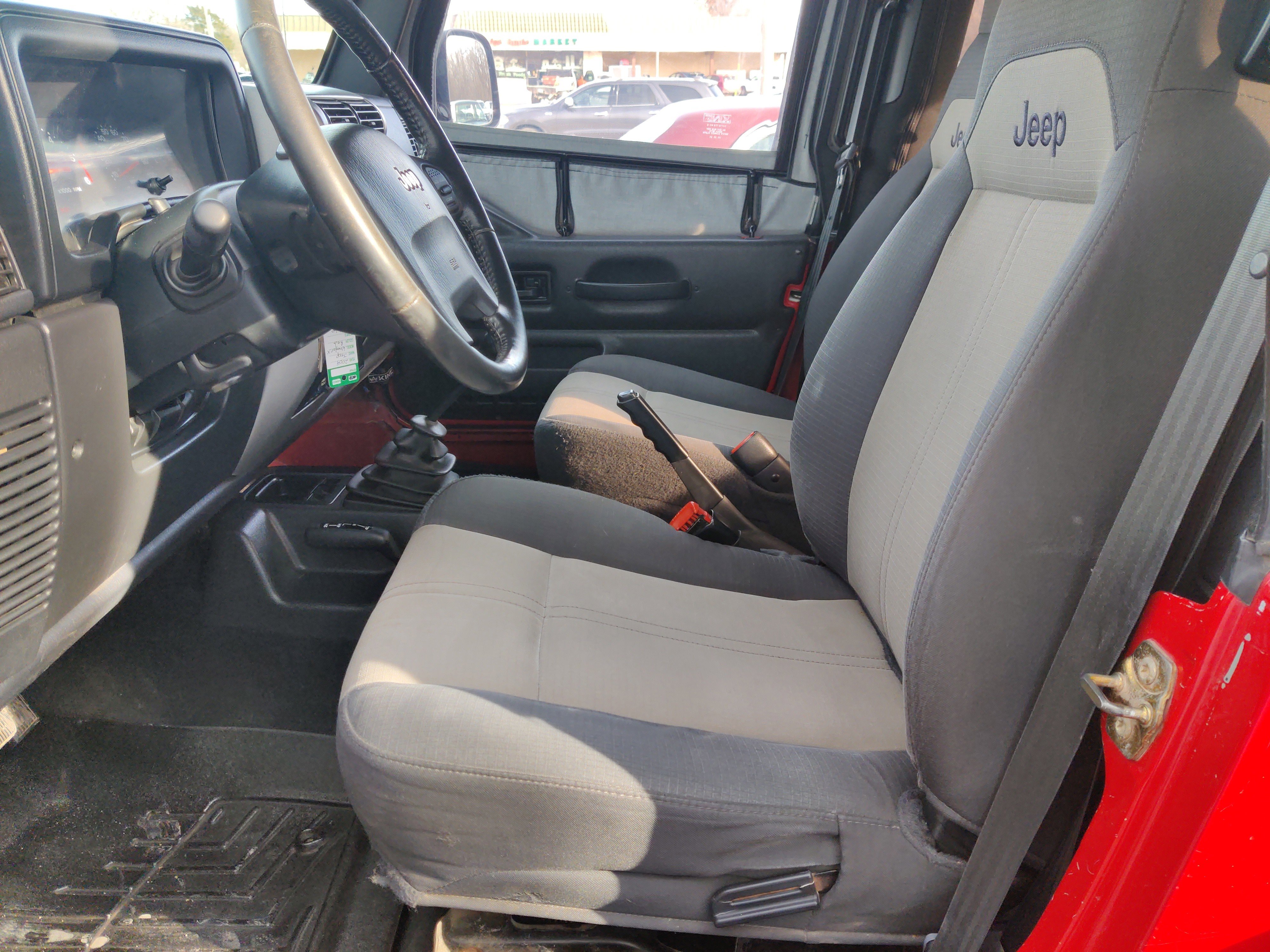 Used 2004 Jeep Wrangler X image 18