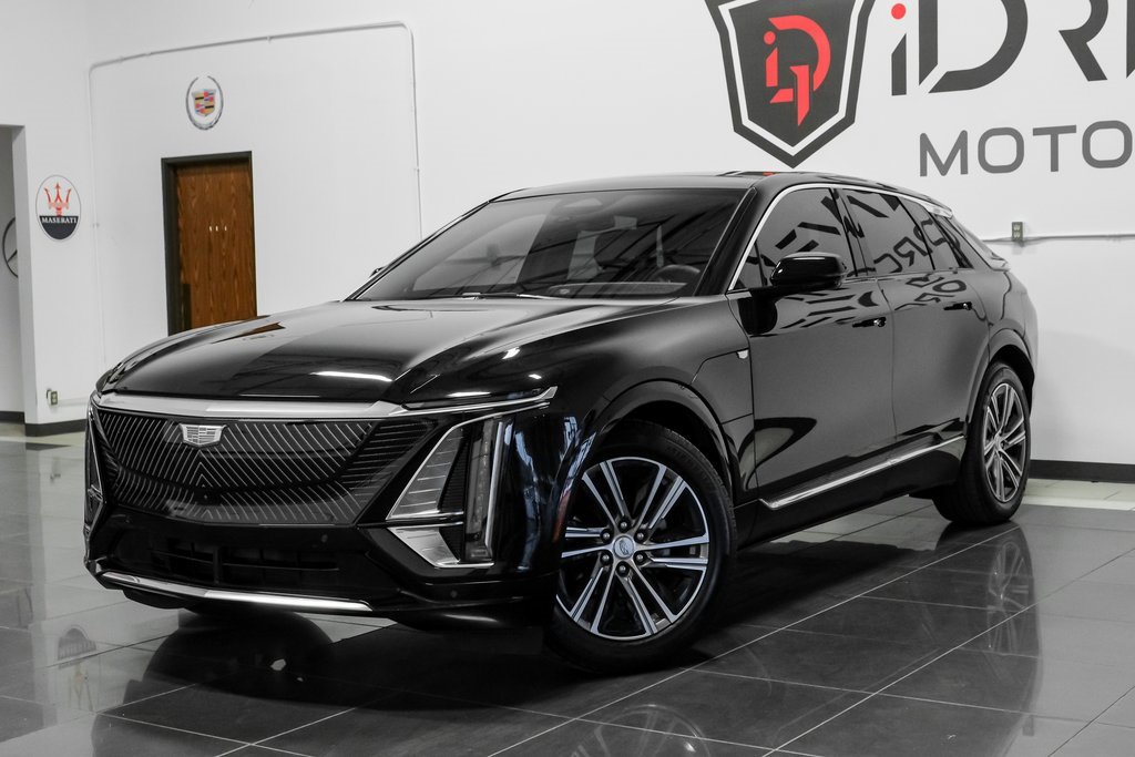 Used 2024 Cadillac Lyriq Luxury image 8