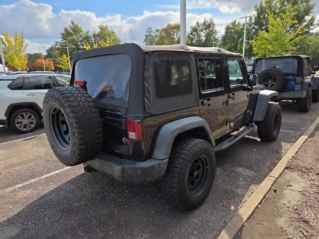 Used 2015 Jeep Wrangler Unlimited Sport w/ Connectivity Group AWD/4WD image 3