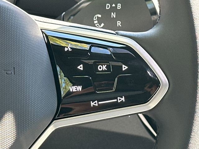 New 2025 Volkswagen ID.4 Pro image 25