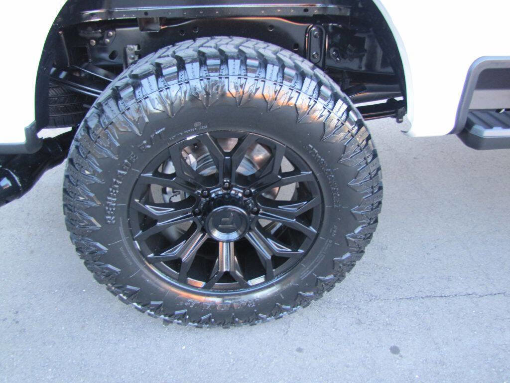 Used 2024 Ford F250 XLT w/ FX4 Off-Road Package AWD/4WD image 30