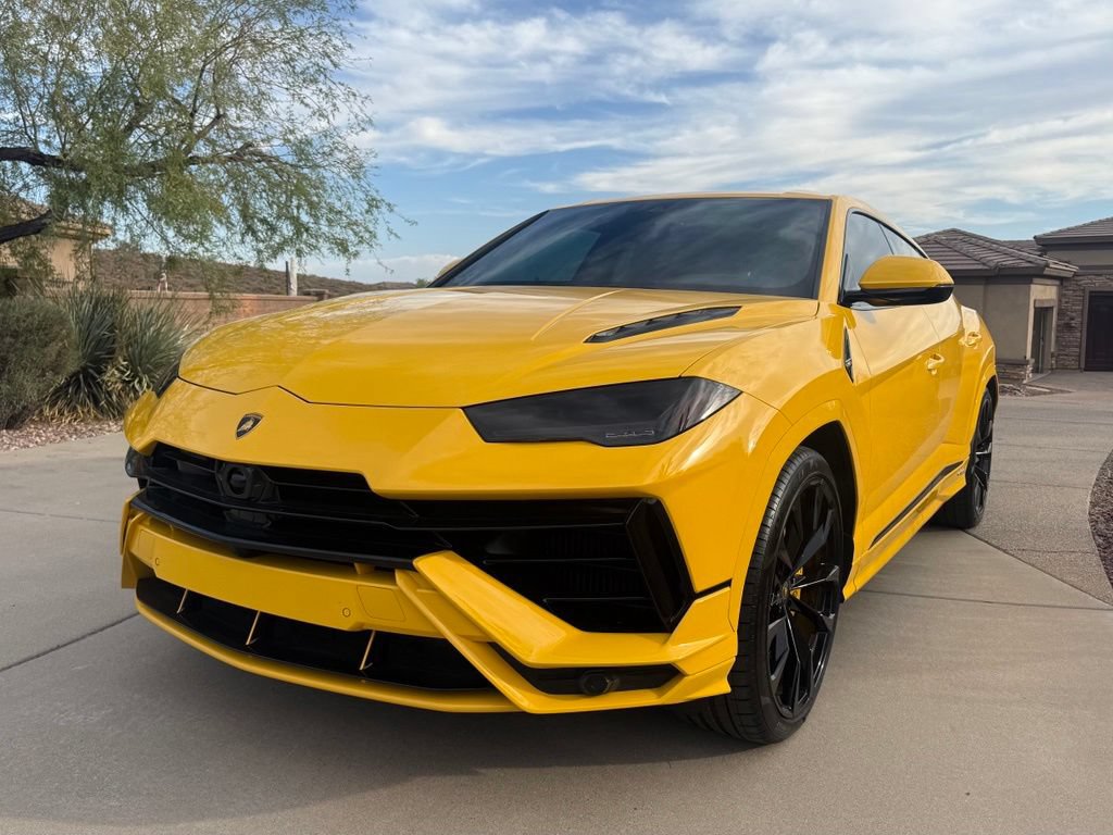 Used 2023 Lamborghini Urus S AWD/4WD image 6
