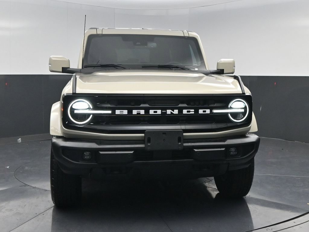 Used 2025 Ford Bronco Outer Banks image 18