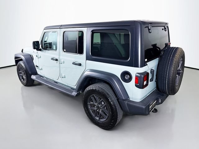 Used 2024 Jeep Wrangler Unlimited Sport AWD/4WD image 5