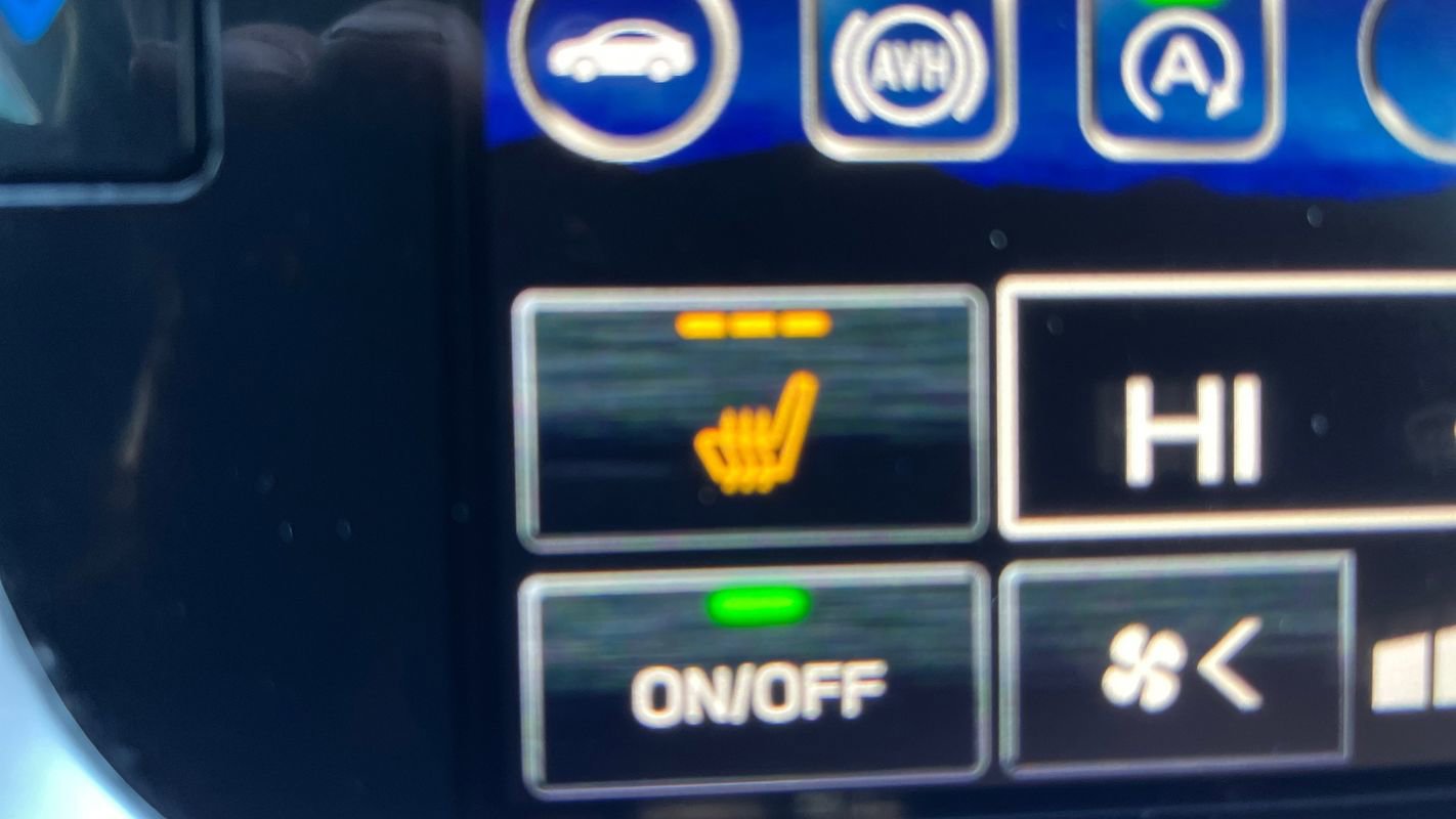 Used 2023 Subaru Outback Premium AWD/4WD image 19