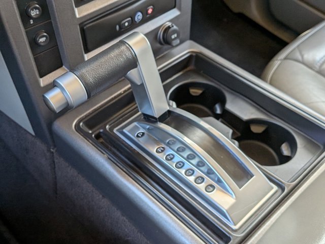Used 2004 HUMMER H2 w/ Preferred Equipment Group image 12