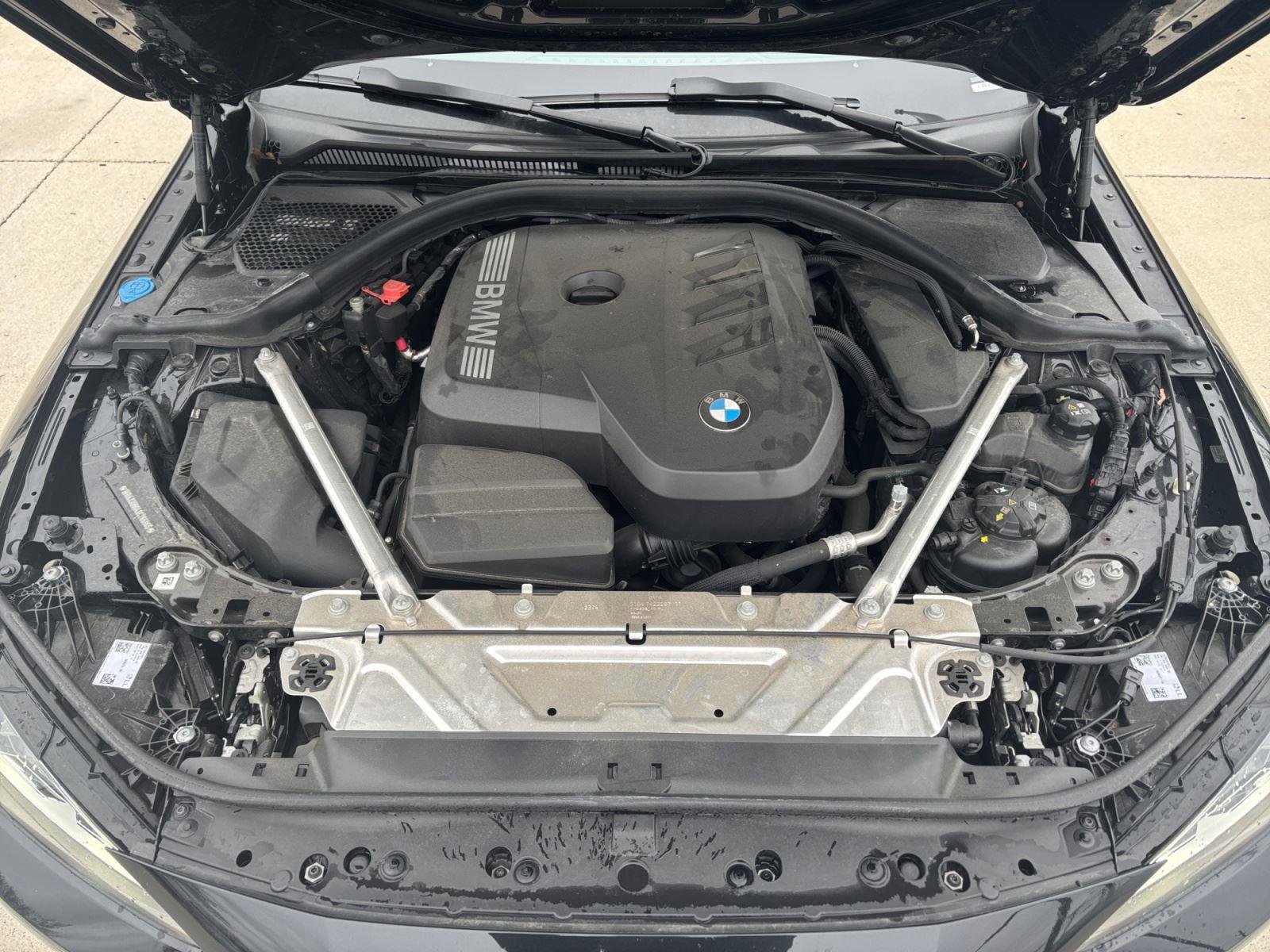 Certified 2025 BMW 430i Convertible RWD image 31