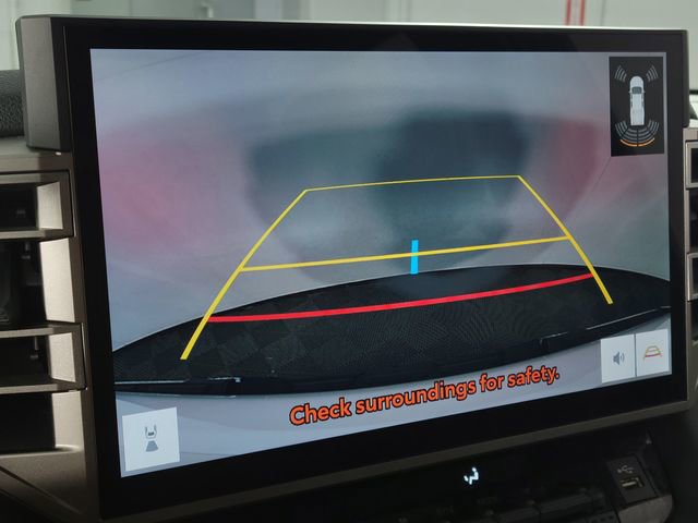 Used 2025 Toyota Tundra Limited image 18