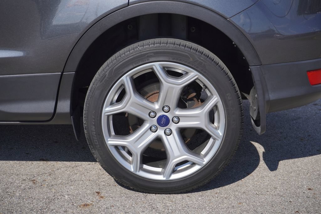 Used 2017 Ford Escape Titanium AWD/4WD image 11
