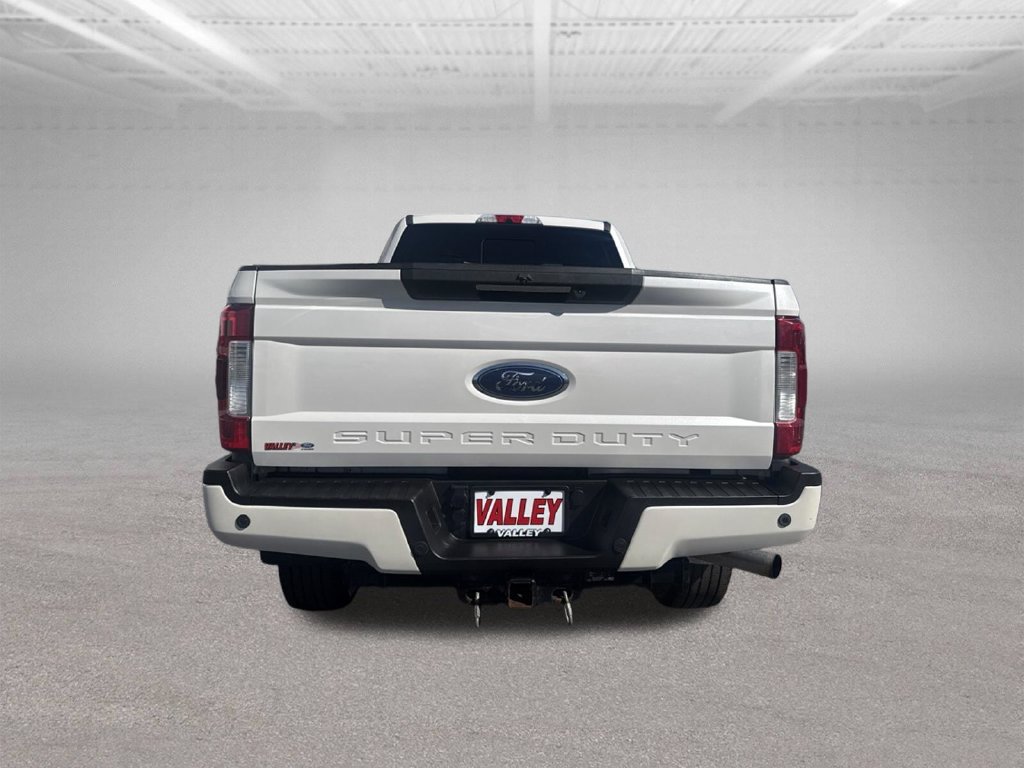 Used 2019 Ford F350 Lariat w/ Lariat Ultimate Package AWD/4WD image 12