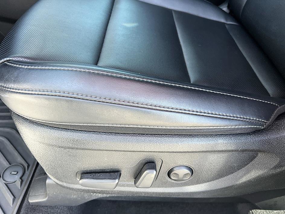Used 2025 Kia Telluride S FWD image 22