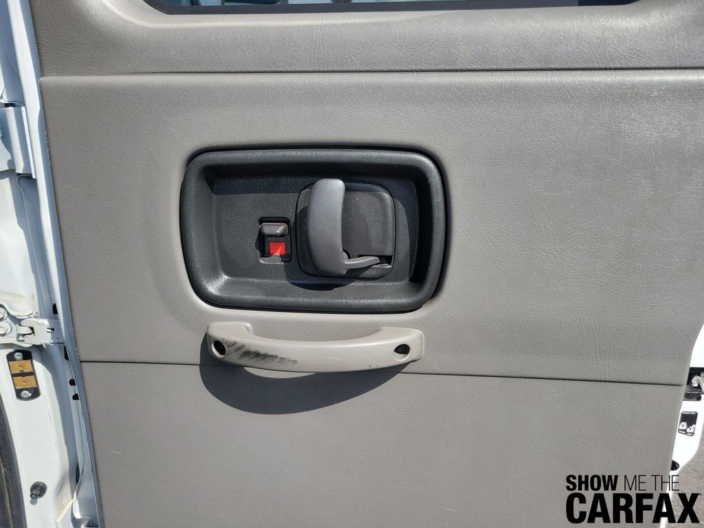 Used 2020 Chevrolet Express 3500 LS RWD image 13