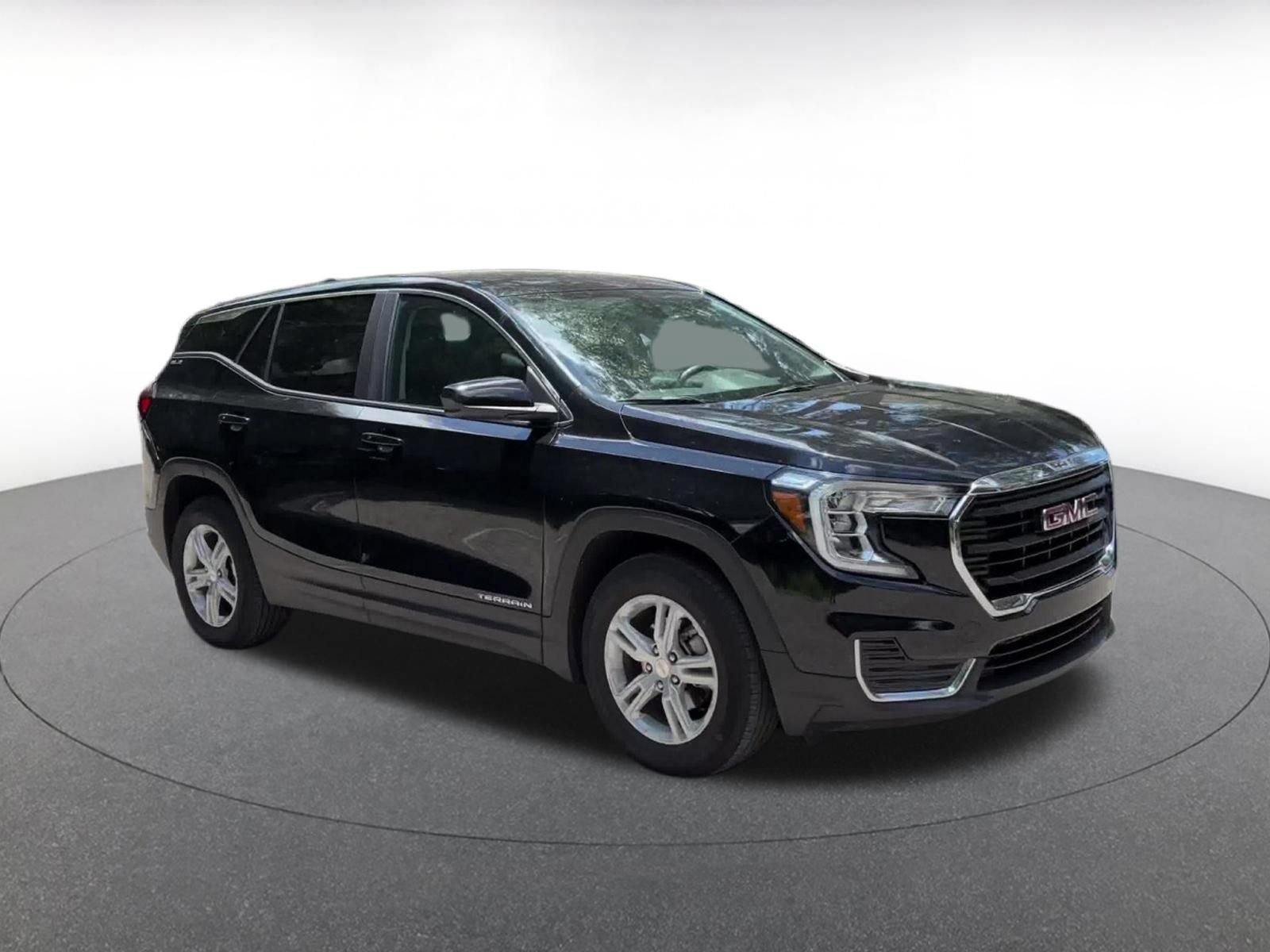 Used 2024 GMC Terrain SLE FWD video 2