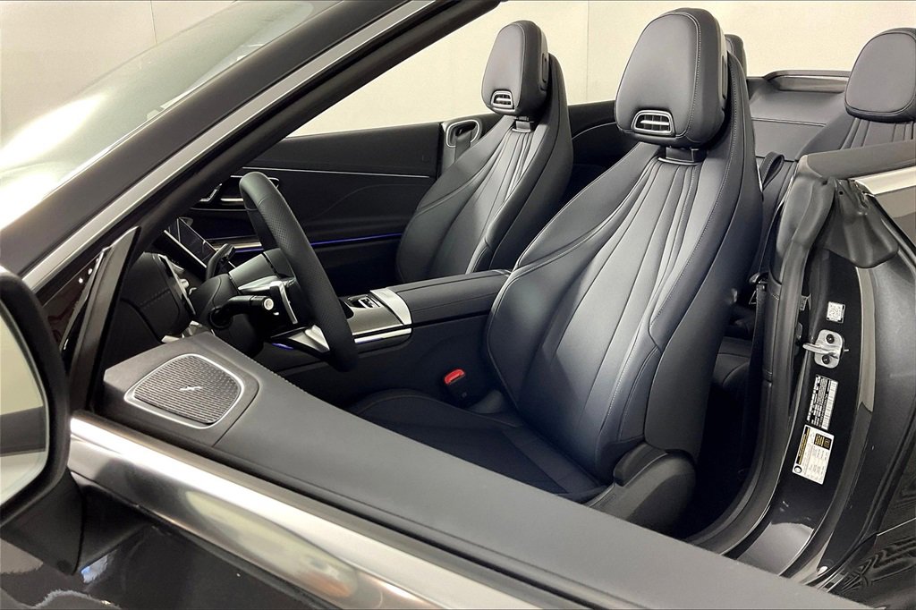 New 2025 Mercedes-Benz CLE 300 4MATIC Cabriolet image 9