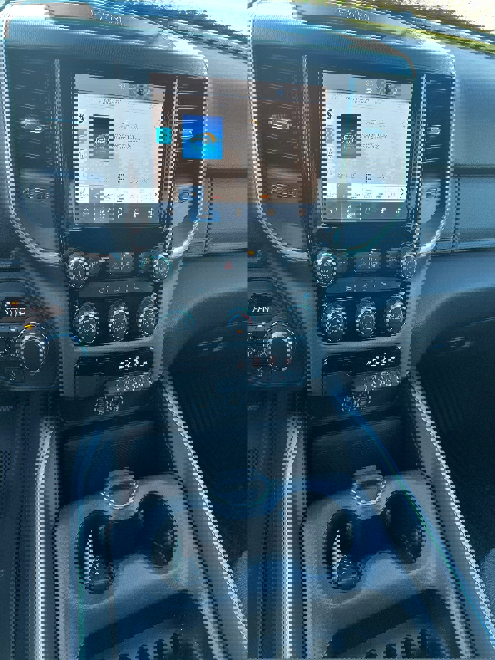 New 2026 RAM 1500 4x4 Crew Cab image 18