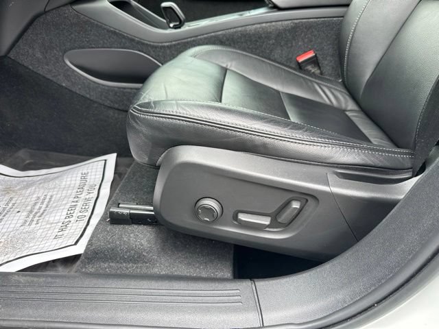 Used 2023 Volvo XC40 B4 Core w/ Convenience Package FWD image 20